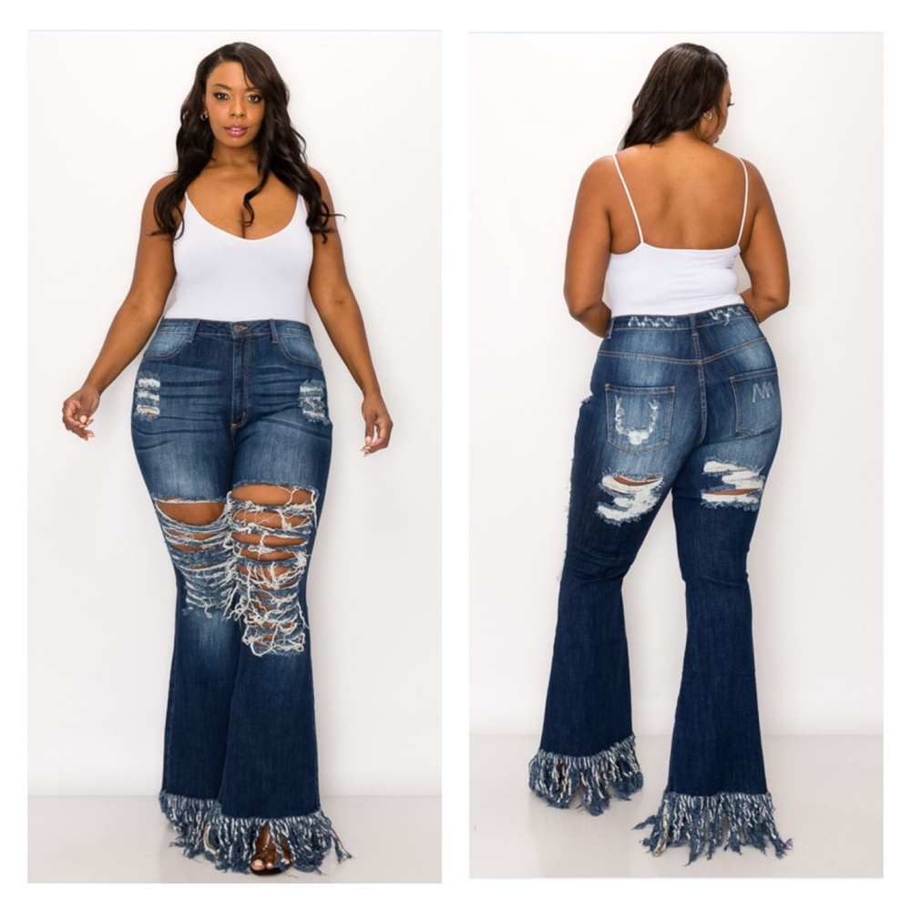 ➕ Distressed Thigh Flare Fringe Hem Jeans